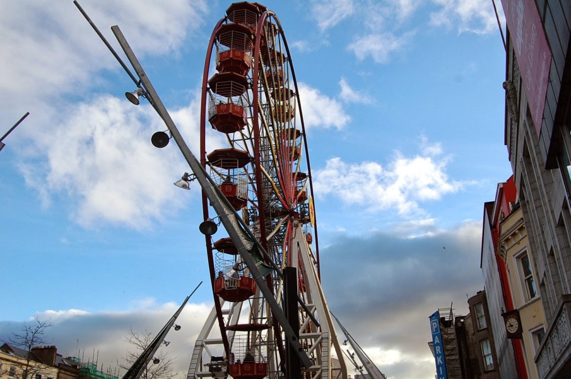 Noria de Cork durante la Navidad